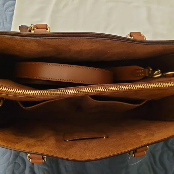 Coach Brooke Carryall In Signature Canvas - Picture 9 of 12